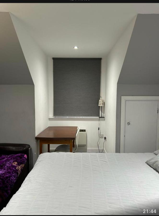 Cosy Nest In London Appartement Hendon Buitenkant foto